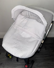 Load image into Gallery viewer, Custom Frame car seat set *various colours*