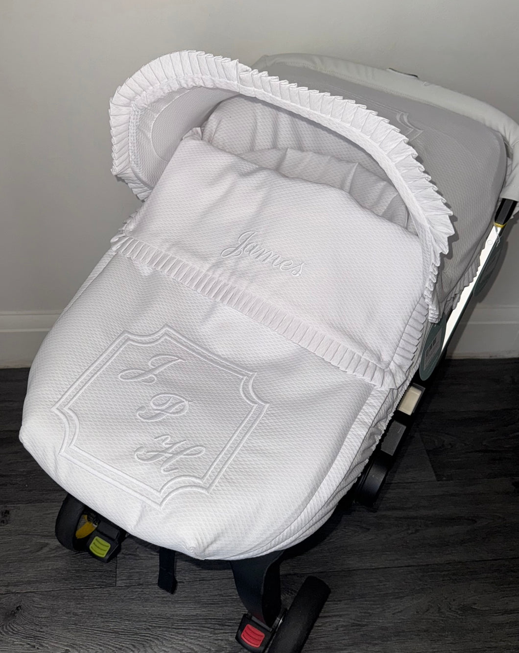 Custom Frame car seat set *various colours*