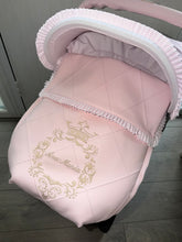 Load image into Gallery viewer, Diamond single Stitch crown crest Frill leatherette Car Seat Set *various colours*