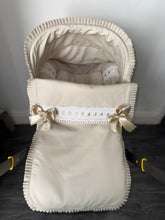 Load image into Gallery viewer, Material Camel Extra Ruffle Artenas Car Seat Set