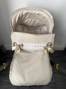 Material Camel Extra Ruffle Artenas Car Seat Set