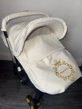 Load image into Gallery viewer, Diamond double Stitch crown crest Frill leatherette Car Seat Set *various colours*