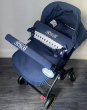 Load image into Gallery viewer, Material Navy Extra Ruffle Artenas Car Seat Set
