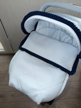 Load image into Gallery viewer, Diamond Single Stitch Frill leatherette Car Seat Set *various colours*