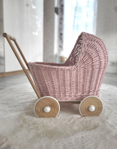 Light pink Wicker dolls pram