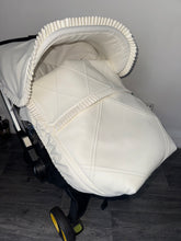 Load image into Gallery viewer, Diamond Double Stitch &amp; frill leatherette Car Seat Set *various colours*