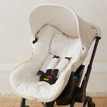 Load image into Gallery viewer, Cream Plumeti Car Seat Set