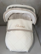 Load image into Gallery viewer, Diamond Single Stitch Frill leatherette Car Seat Set *various colours*