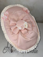 Load image into Gallery viewer, Luxury Gentina Bouncer Baby Chair