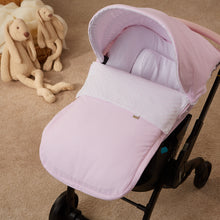 Load image into Gallery viewer, Leatherette Pink Plumeti Car Seat Set