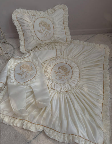 Cherub Embroidered Luxury Hospital Set
