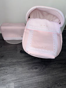 Pink leatherette plain Carla car seat set