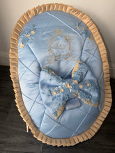 Load image into Gallery viewer, Luxury Levi Bouncer Baby Chair