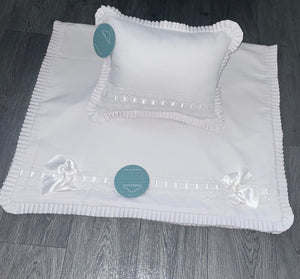Artenas ruffle Blanket (various colours)