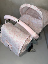 Load image into Gallery viewer, Floral shoulder bag