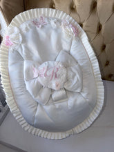 Load image into Gallery viewer, Luxury Raina Bouncer Baby Chair