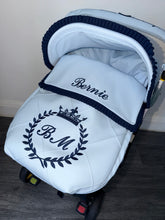Load image into Gallery viewer, Diamond single stitch laurel wreath leatherette Car Seat Set *various colours*