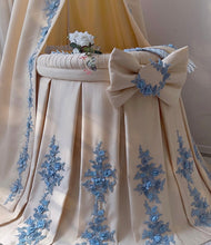 Load image into Gallery viewer, Beige &amp; Blue luxury full bassinet set