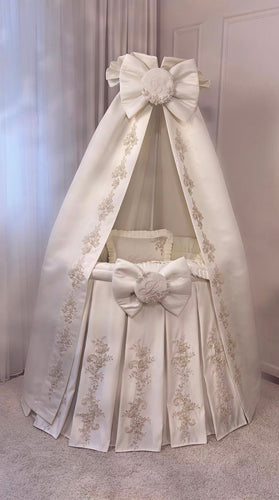 Full cream luxury full bassinet set