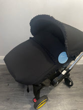 Load image into Gallery viewer, Black Pique Car Seat set