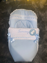 Load image into Gallery viewer, Artenas Car Seat Footmuff *various colours*